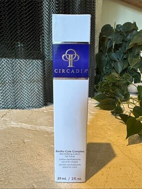 Revita-Cyte Complex Revitalizing Lotion for Face - Brand New in Box - Exp: 10/26